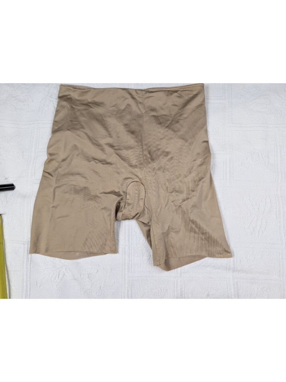 SPANX Shorts Women's size Large Nude beige READ